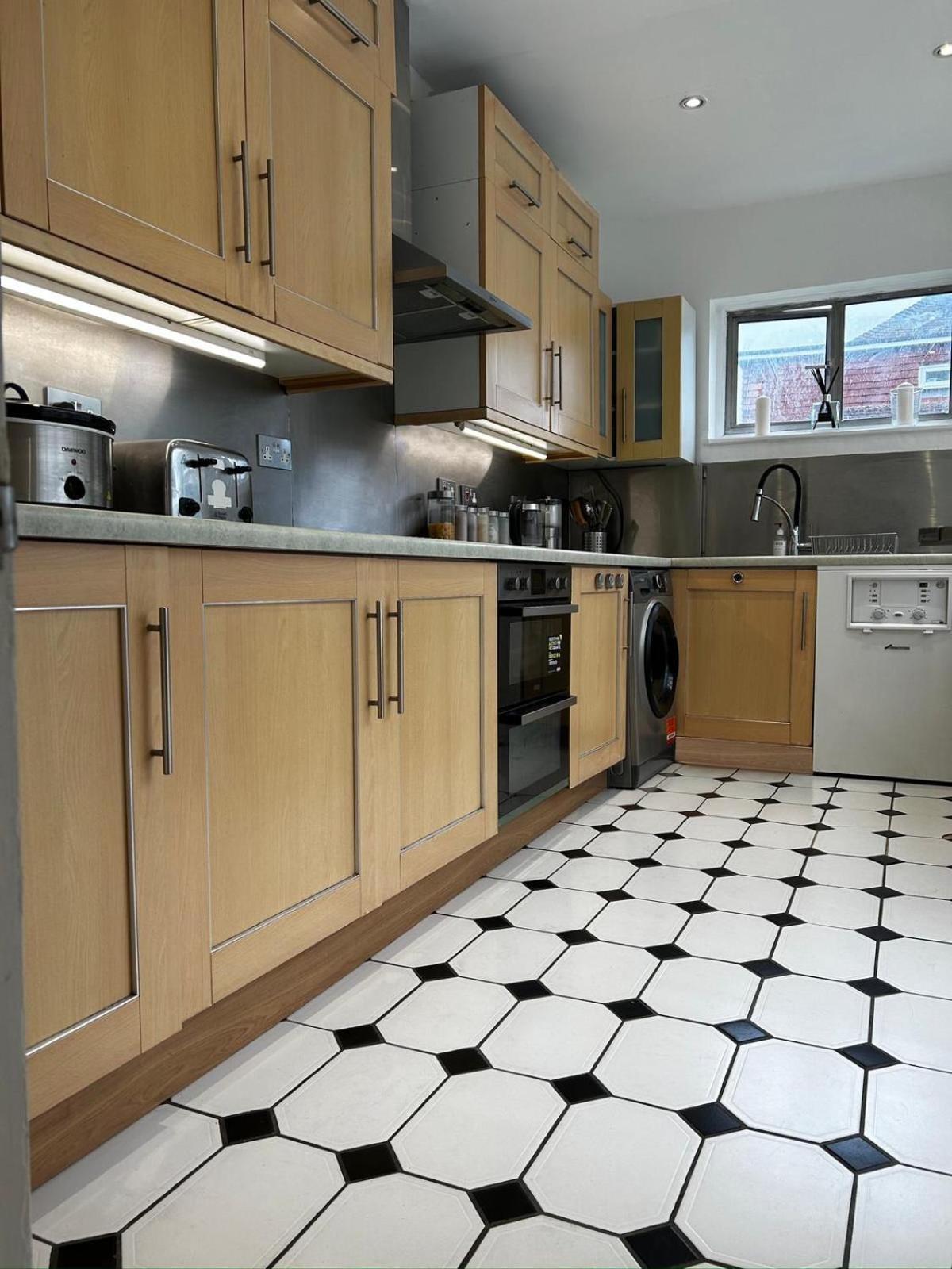 Wandworth, South London Deluxe King Room 2 Exterior foto